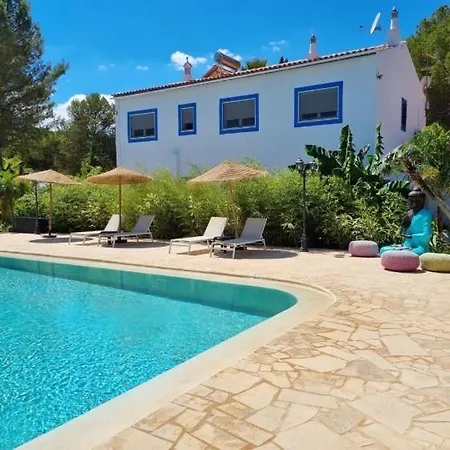 Superbe Avec Piscine En Algarve